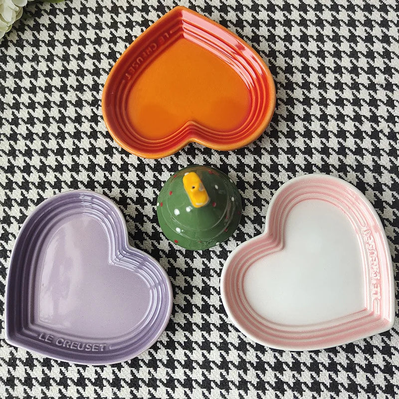 Ceramic Heart Shape Cat Dish